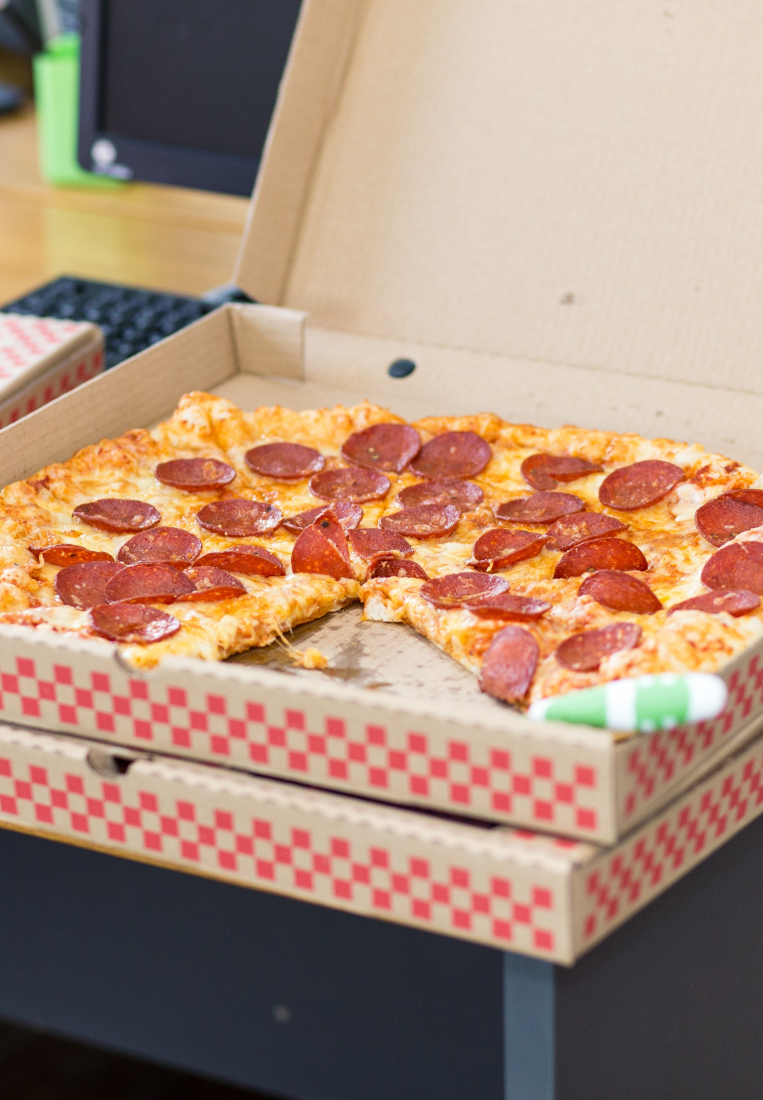 baked-box-cheese-close-up-280453